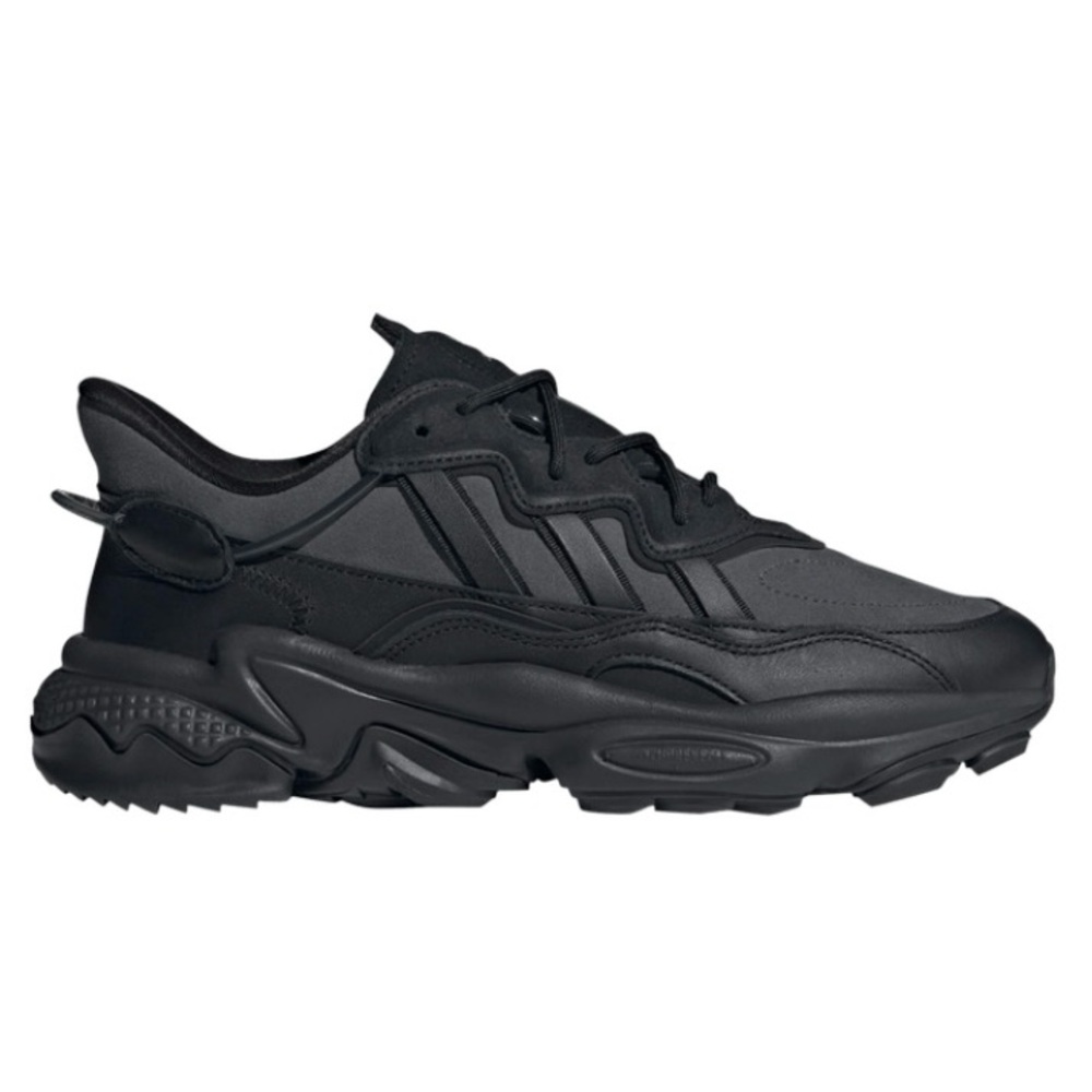 Adidas Ozweego size 6.5 men’s and 8.5 women’s
Will consider all offers